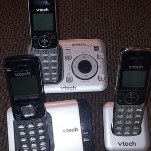 Silver and Black Cordless Phone System